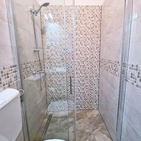 Dina Apartment *